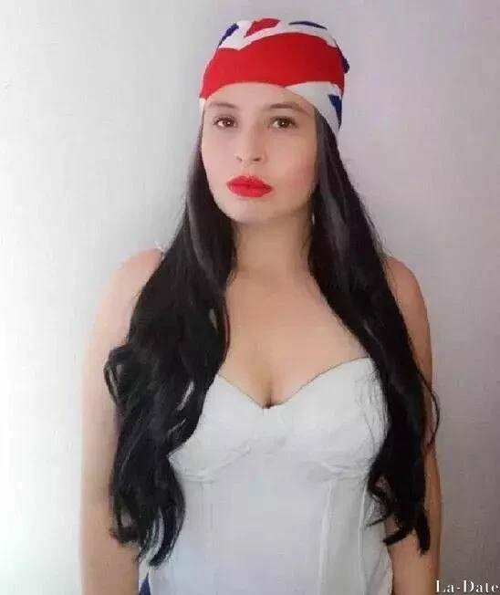 Valentina Profile image 2