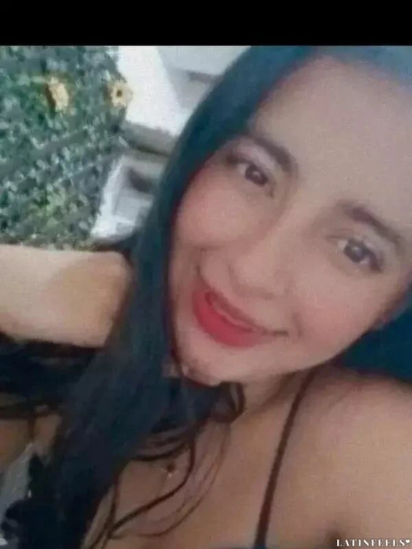 Manuela Profile image 2